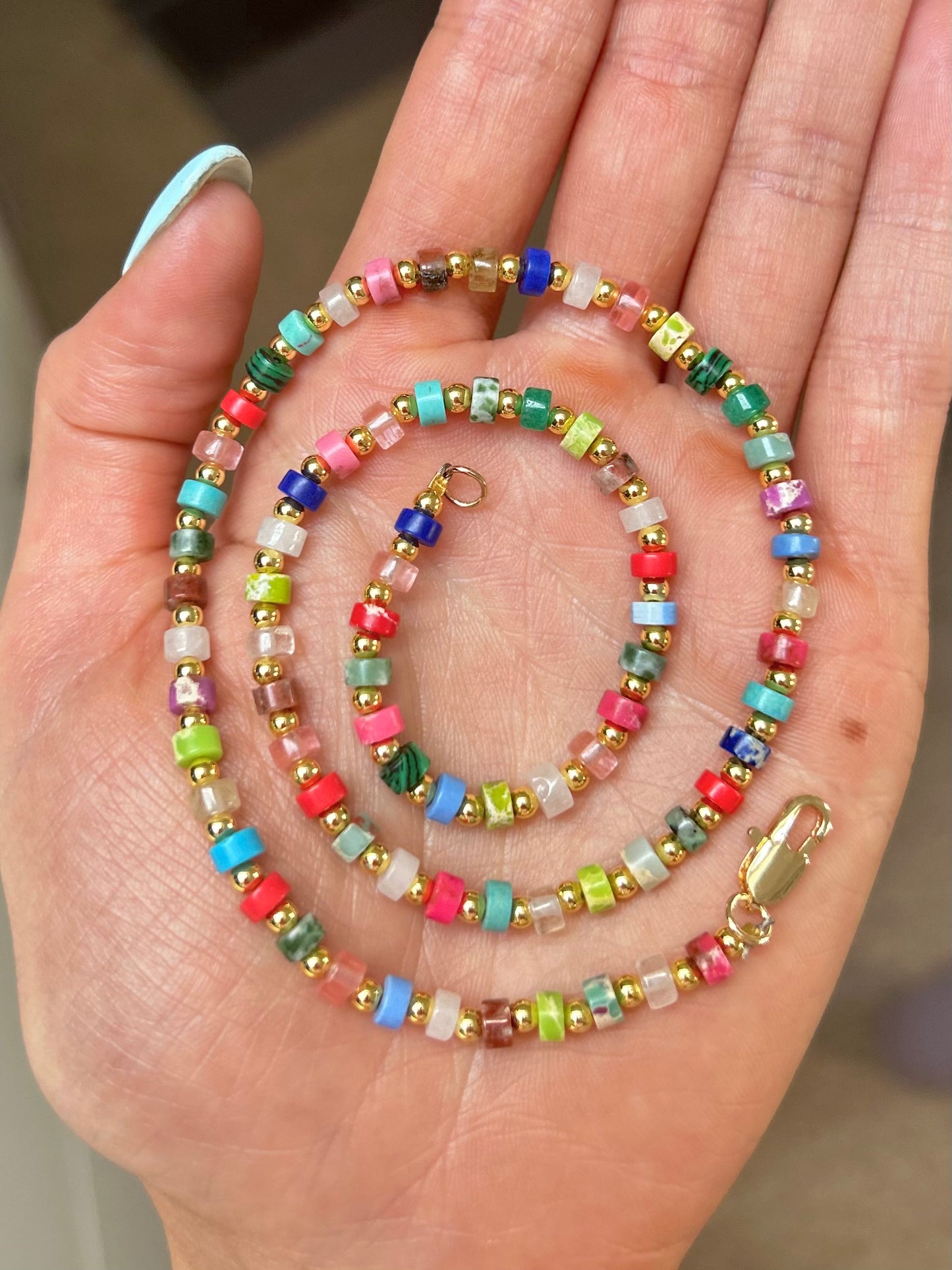 Miss.O, Gold Multi-Coloured